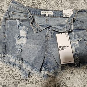 almost famous jeans shorts